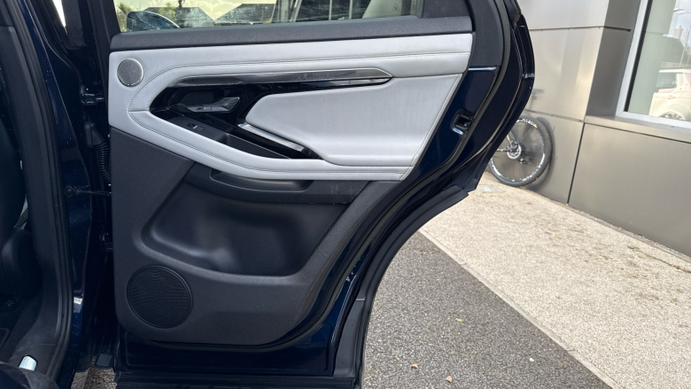 Land Rover Range Rover Evoque 2.0 D200 R-Dynamic HSE 5dr Auto Diesel Hatchback